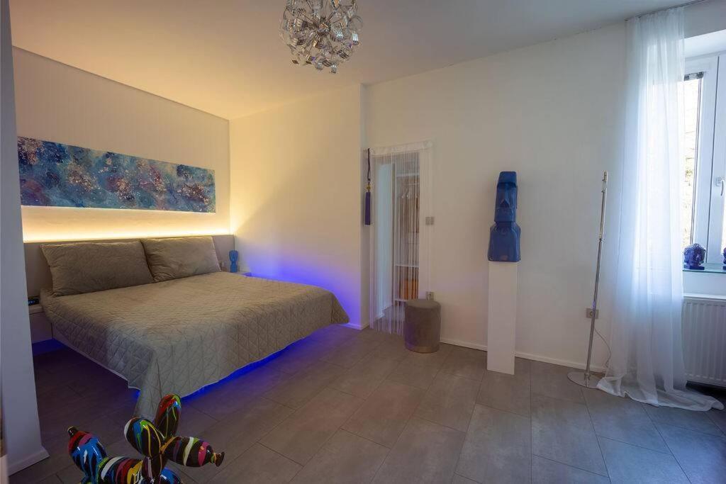 Ruhige Unterkunft Mit Einer Schoenen Aussicht Apartment Зноймо Екстериор снимка